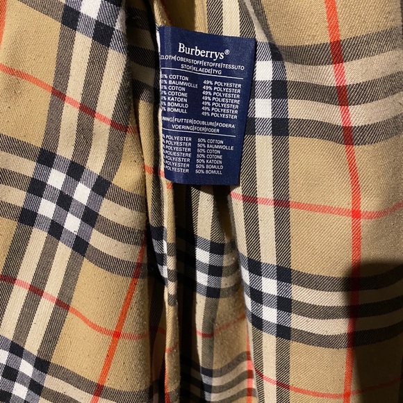 Genuine Vintage Burberry Trench Coat - Picture 5 of 9